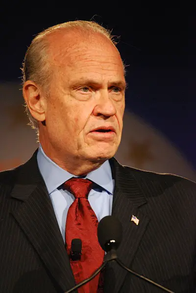 How tall is Fred Thompson?